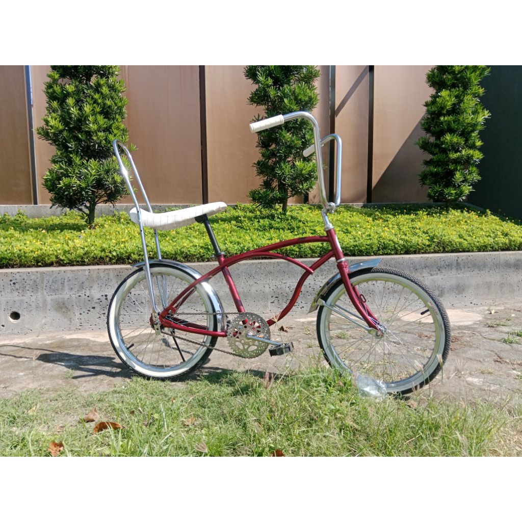 SEPEDA LOWRIDER  RESTORASI