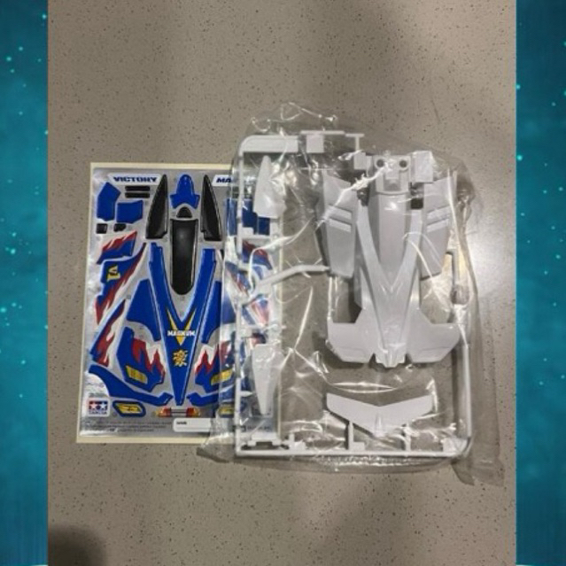 BODY VICTORY MAGNUM WHITE + DECAL, ORIGINAL TAMIYA