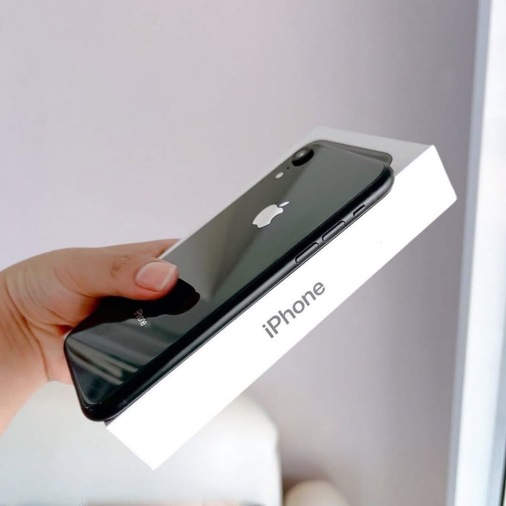 iPhone XR All Operator