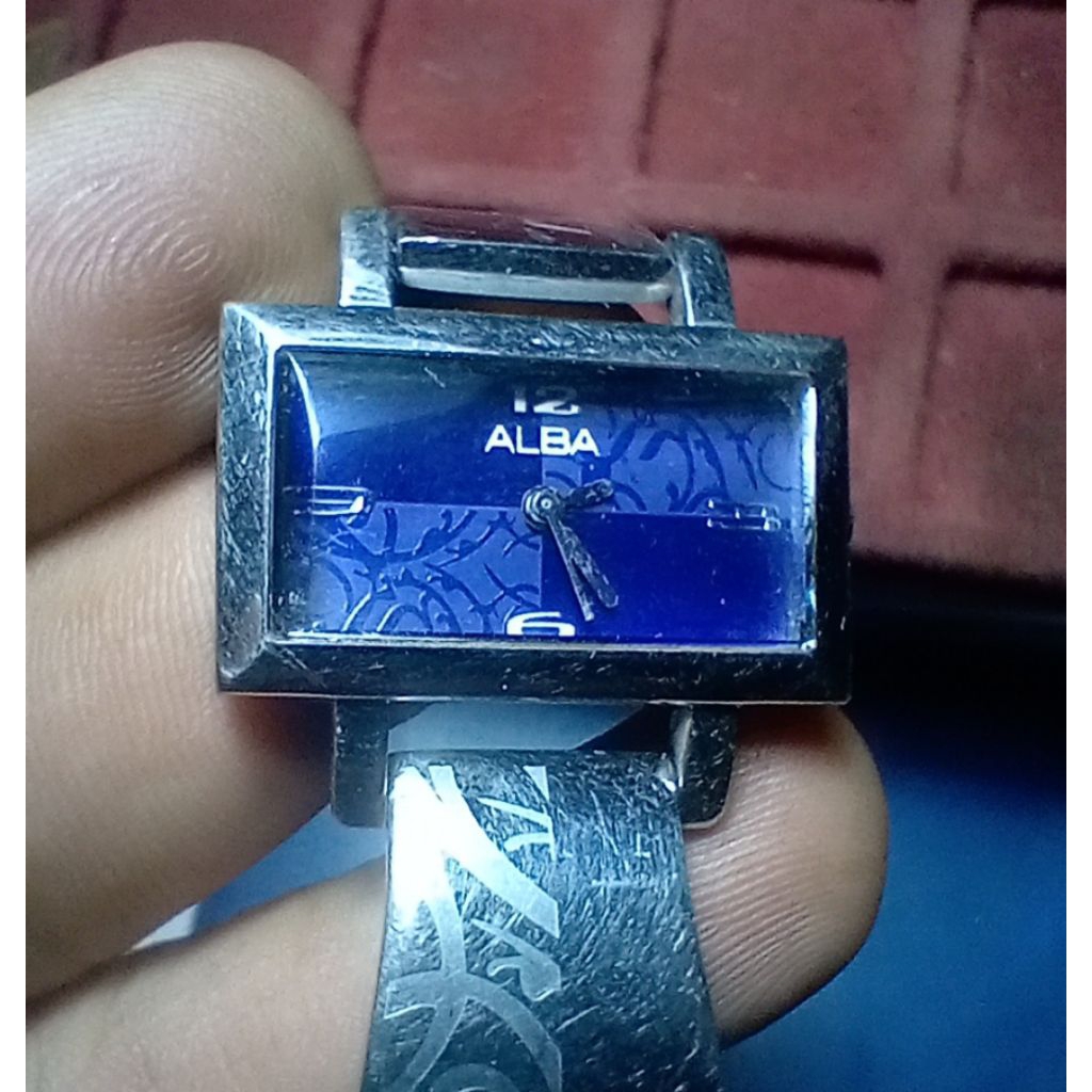 Jam Tangan Wanita Quartz Alba 851231