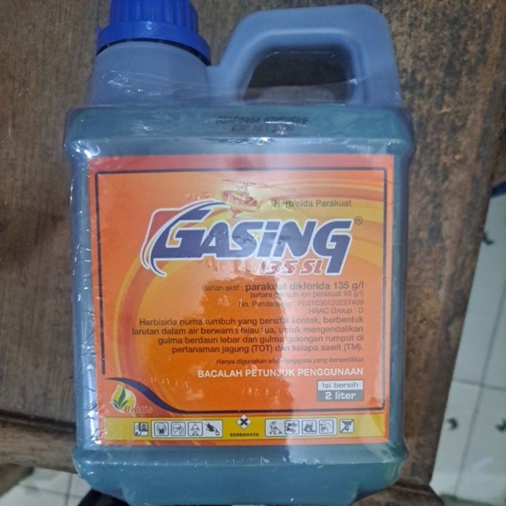 Obat Pembasmi Rumput Liar Gazing isi 1 Liter Obat Mati Rumput