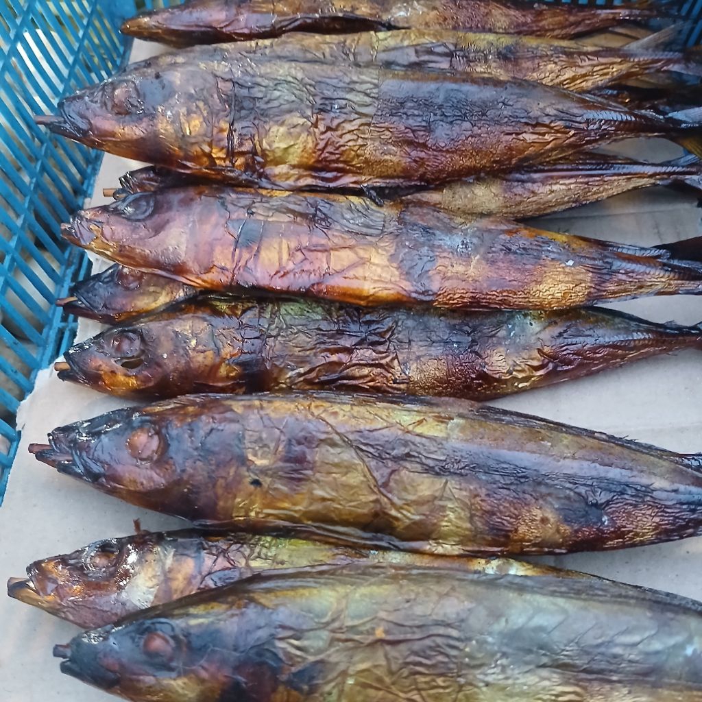 IKAN LAYANG ASAP / IKAN LAYANG PANGGANG 2BIJI / PACK