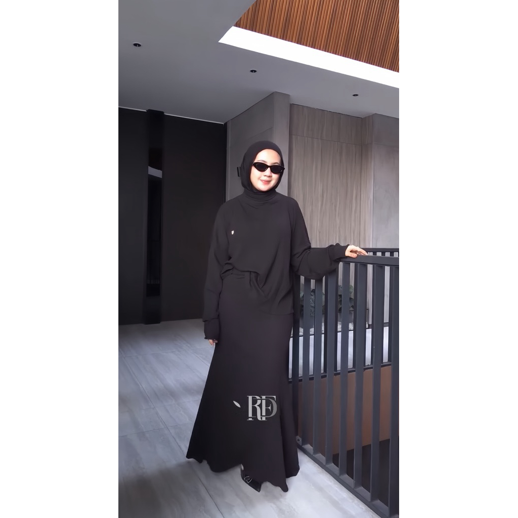 PRELOVED ONE SET BY DRF COLLECTION PREMIUM BY MADANI  JAVINA KALEELA HIKMAT LNW BAJU MURAH BAJU WANI