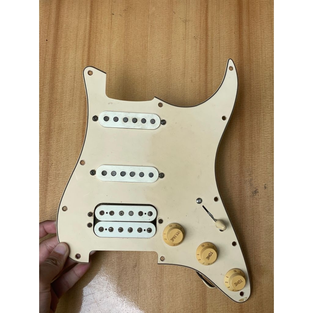 Pickguard Fender Stratocaster HSS - Texas Spesial Sound