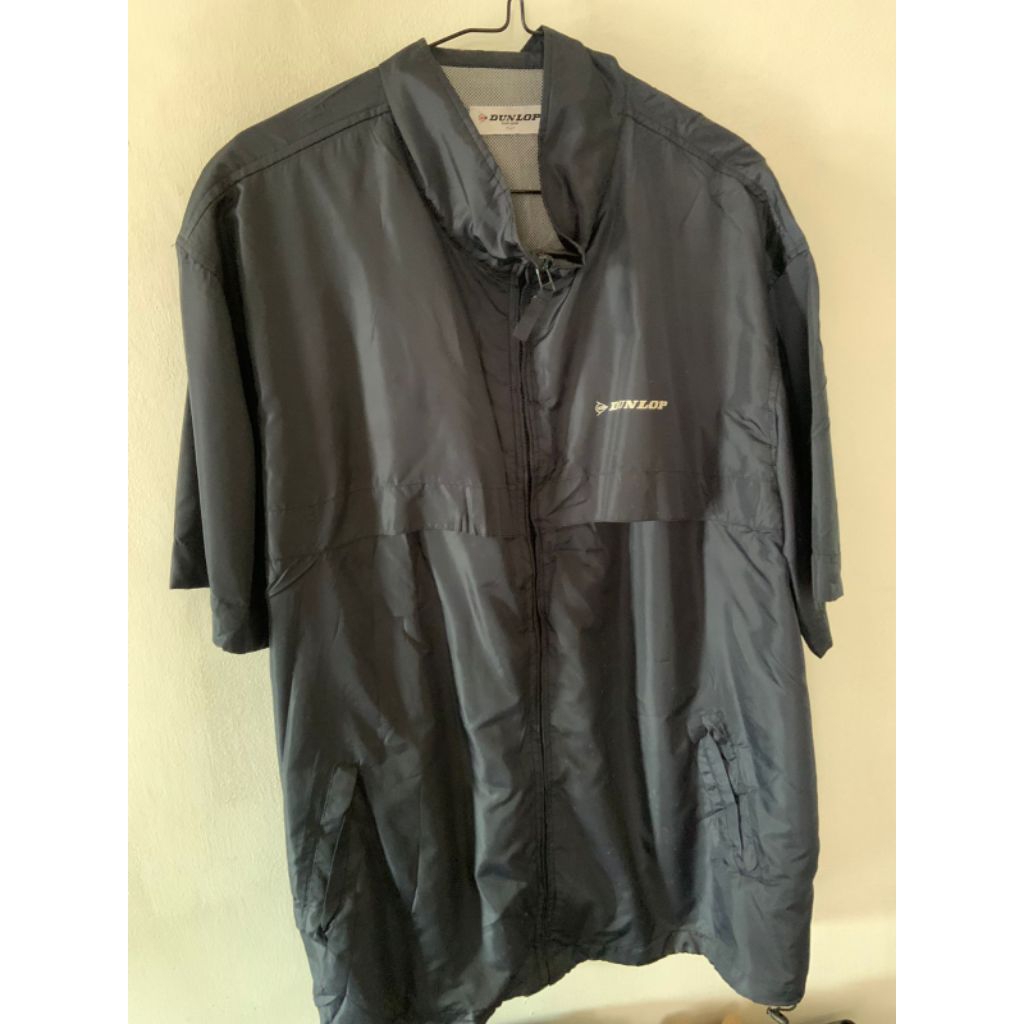 jacket parasut olahraga