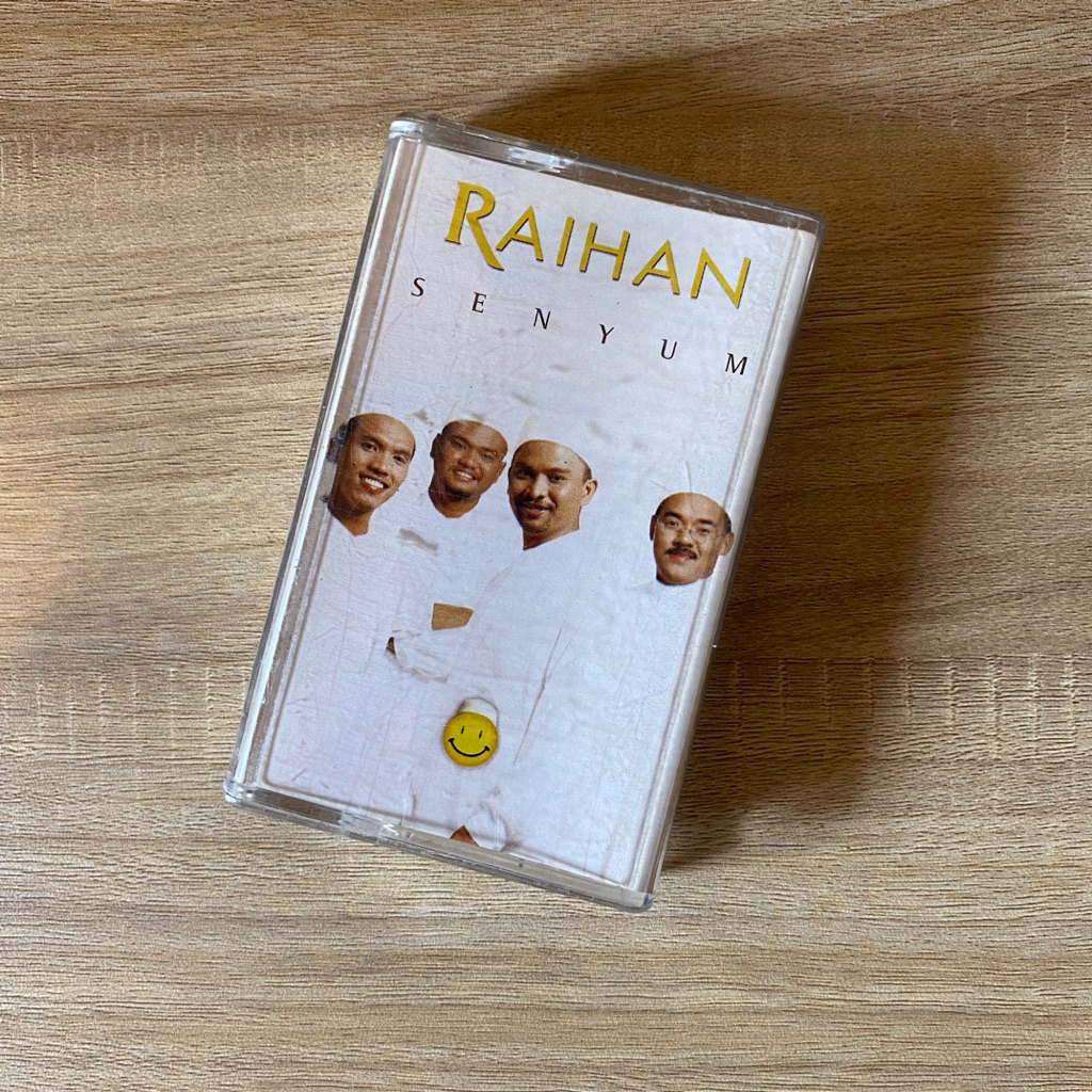 KASET PITA RAIHAN - SENYUM -