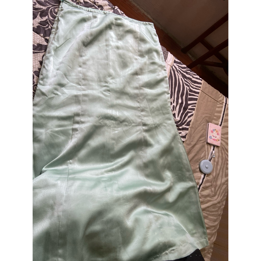 preloved  rok mermaid