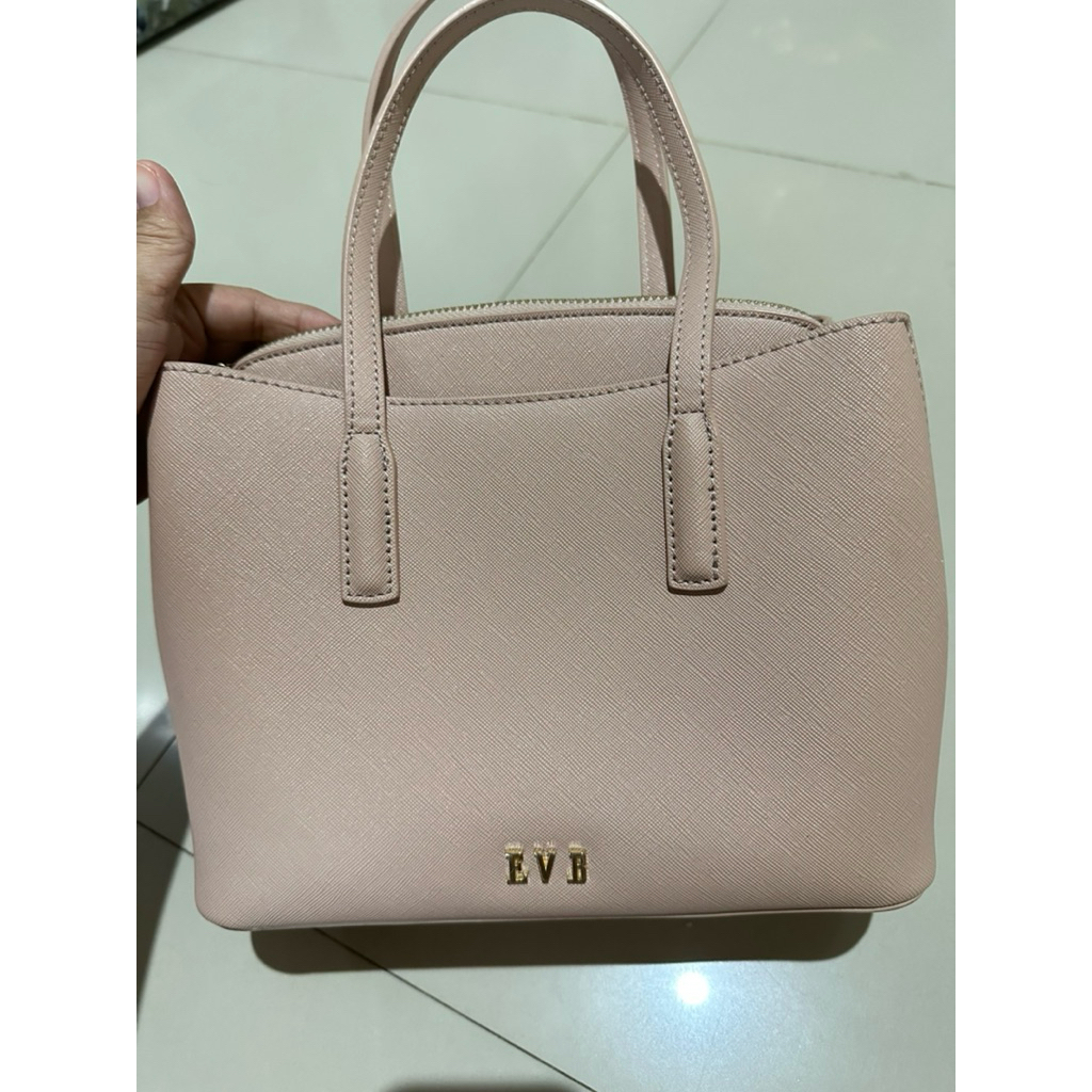 preloved Tas EVB original warna pink soft size medium muat banyak ada 3 bagian compartment