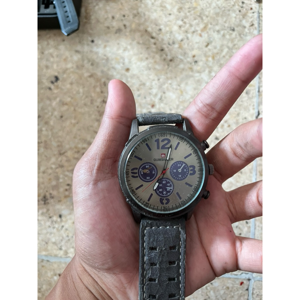 quiksilver watch pria untested Preloved