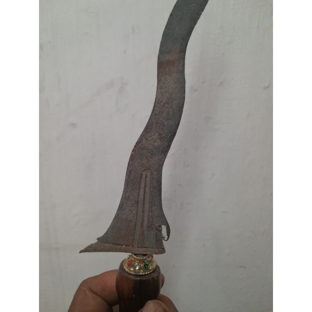 keris luk 9 sepuh