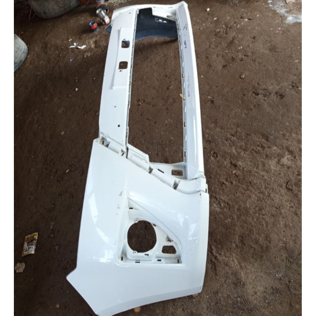 bemper depan Yaris 2016
