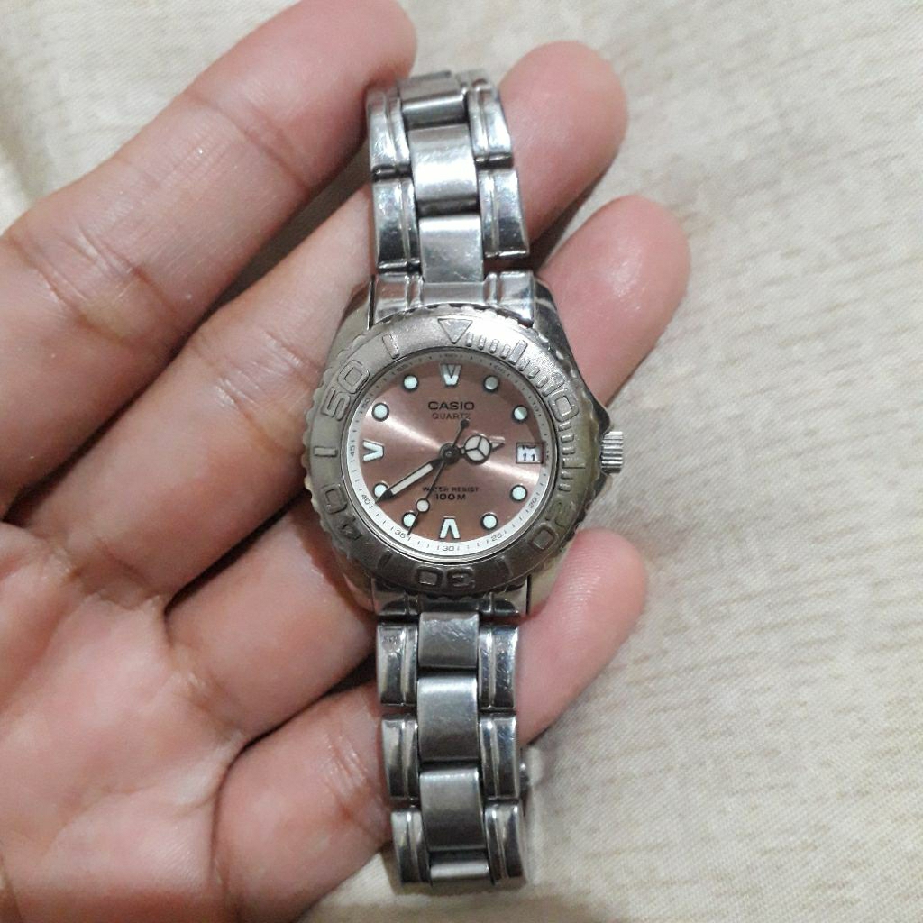 Jam rantai casio salmon