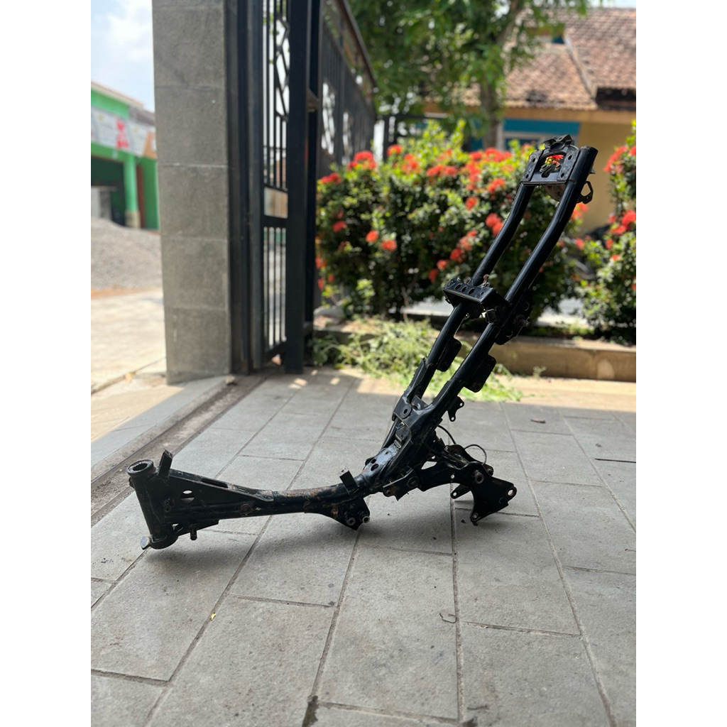 Rangka sasis bodi yamaha jupiter z burhan original