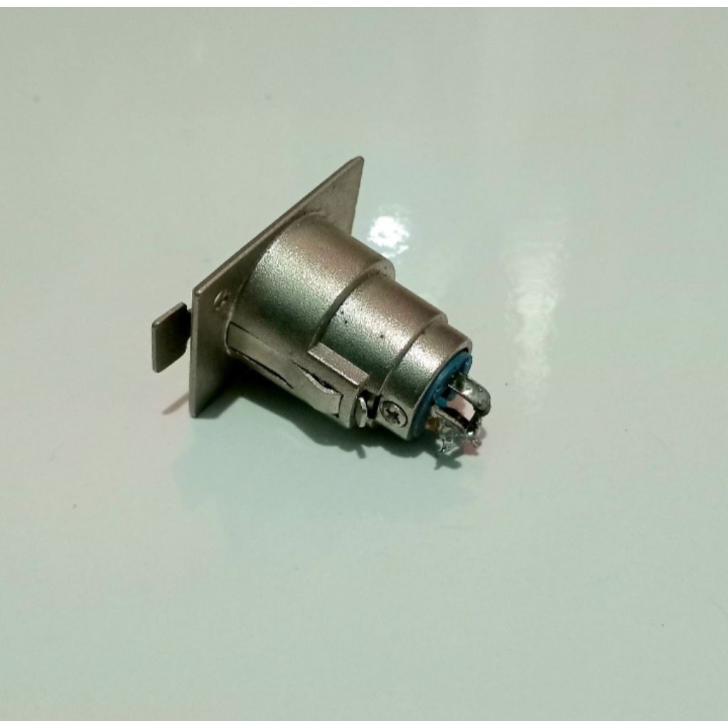 Soket Input Audio cannon XLR