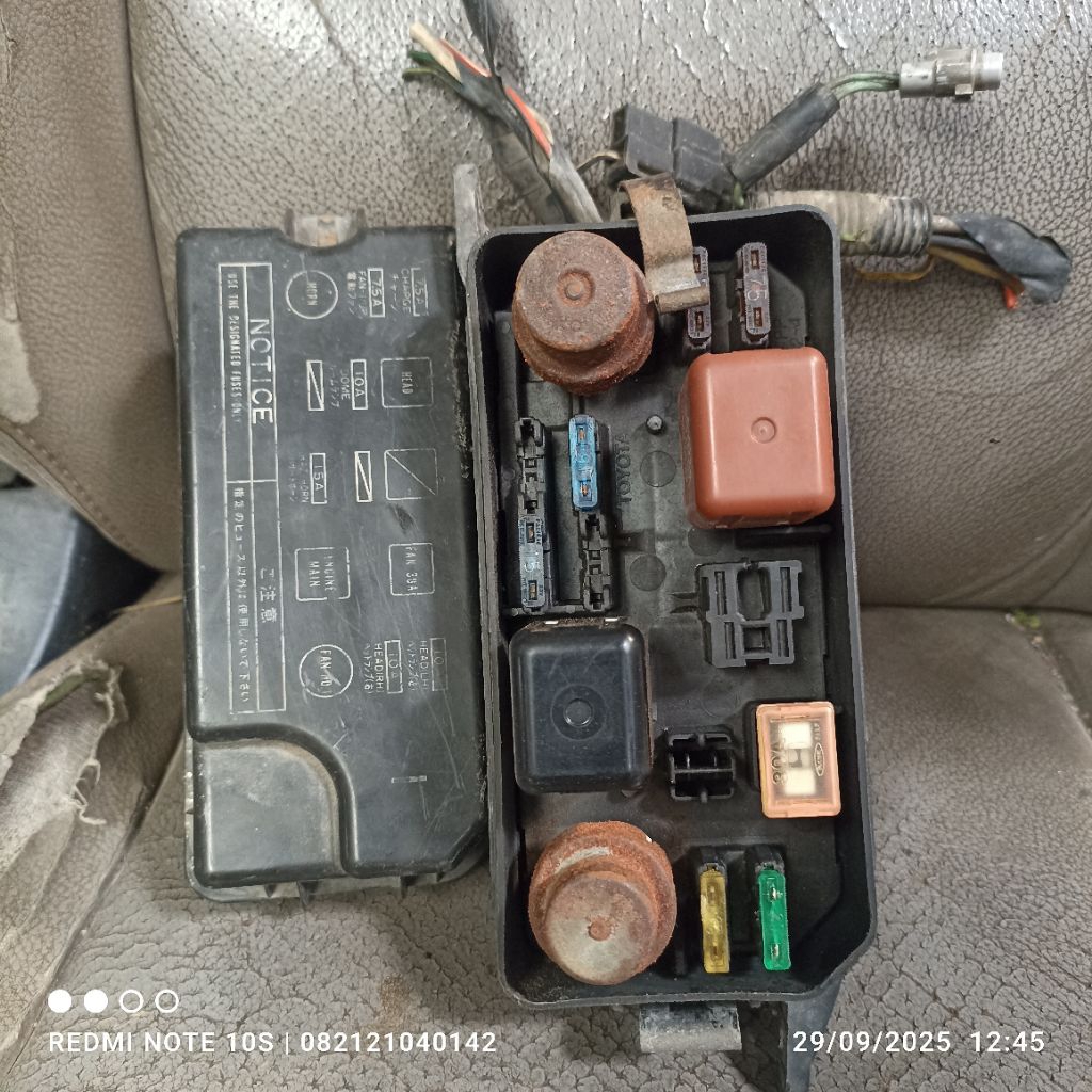 Box sekring Corolla Twincam Ori copotan