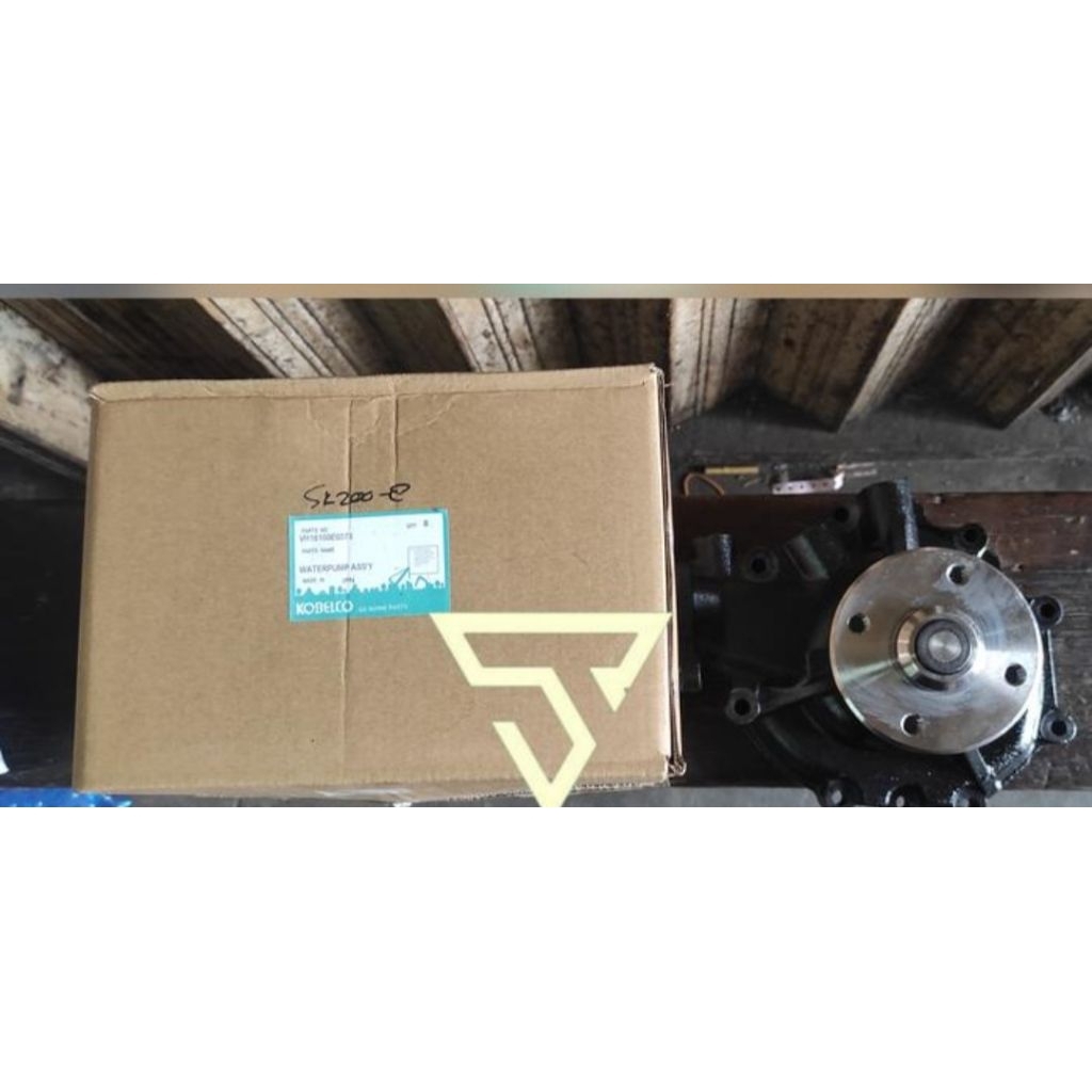 WATER PUMP waterpump Kobelco SK200-8 SK 200-8 VH16100E0373