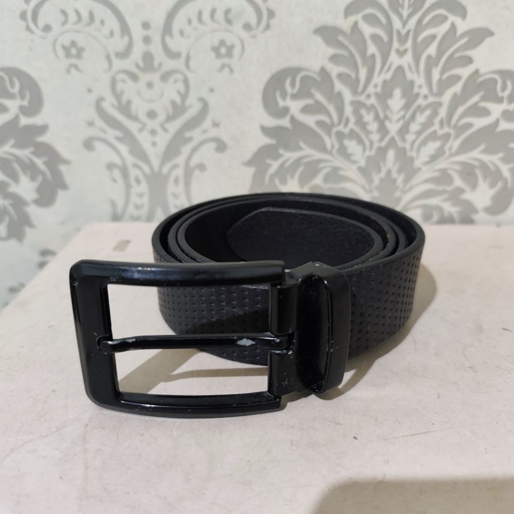 Sabuk ikat pinggang kulit Picard preloved