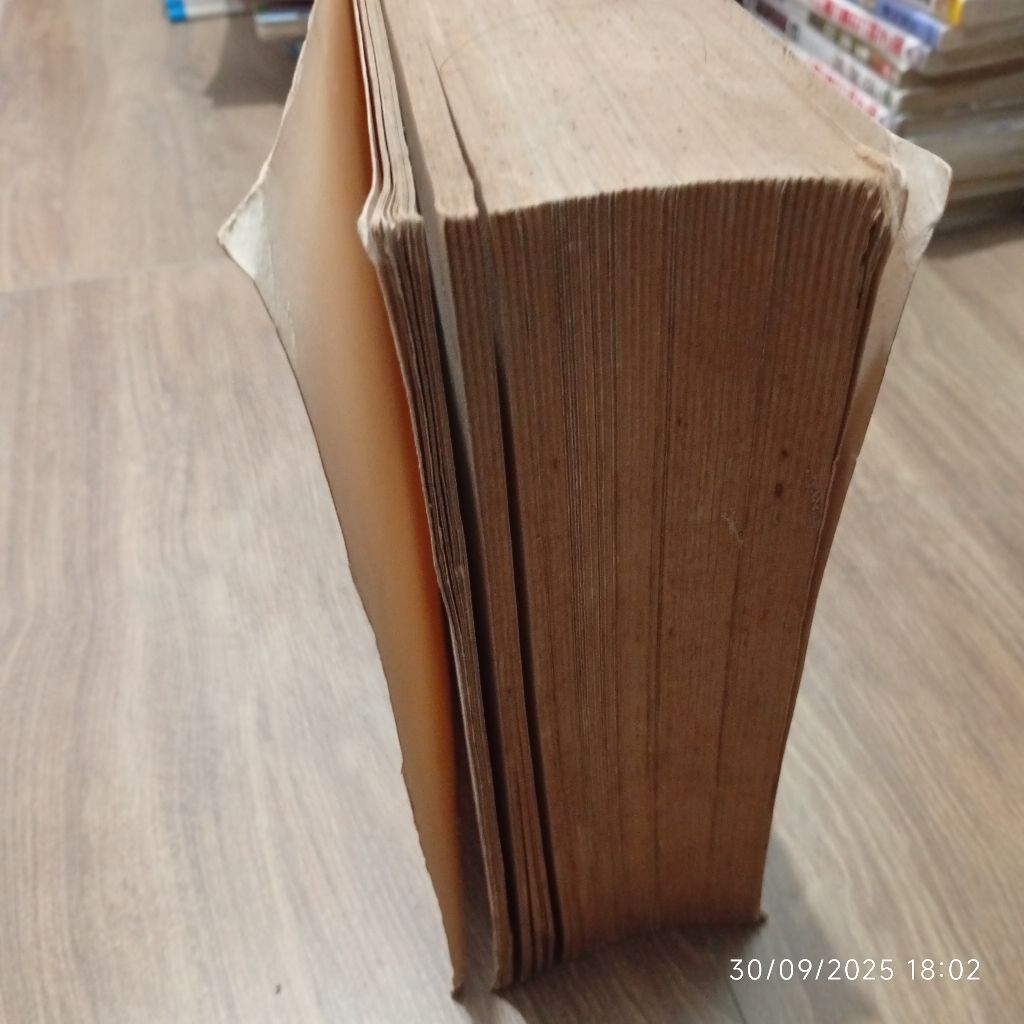 BUKU DI BAWAH BENDERA REVOLUSI JILID 1 CETAKAN 2 TAHUN 1963 COVER TIDAK ADA