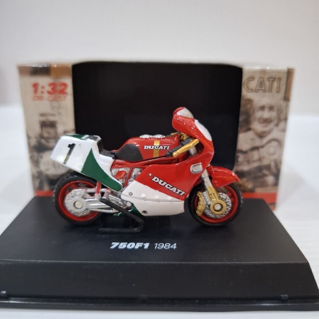 Newray Ducati 750F1 1984 scale 1:32