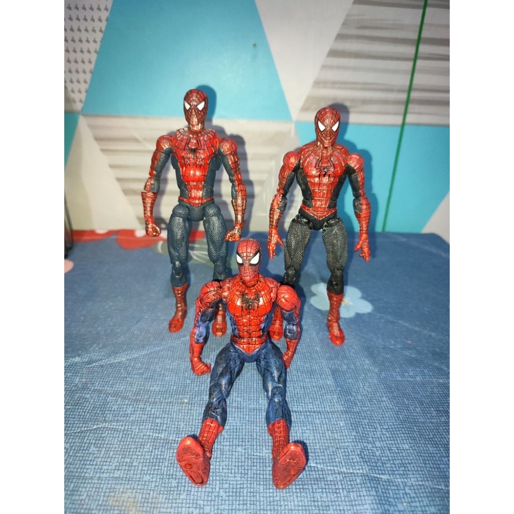 ToyBiz Spiderman Marvel Legends Action Figure