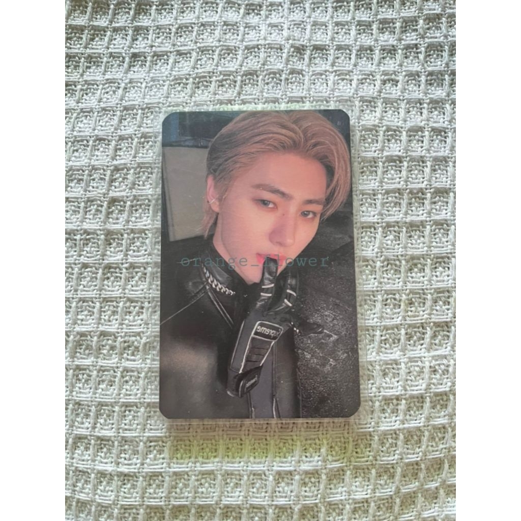 sunghoon powerstation PWS manifesto day one MDO gigit gloves sarung tangan