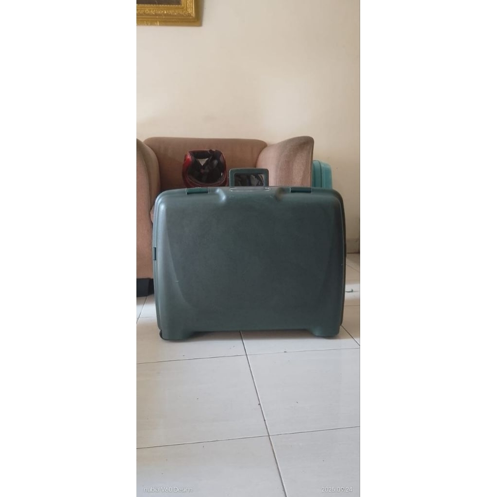 Preloved Koper Lojel 25 Inci (Sebelum Beli Mohon Baca Deskripsi)