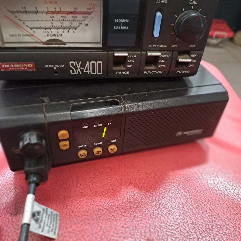 MOTOROLA GM300 VHF TX SAJA NO RX RIG MOTOROLA GM300 VHF