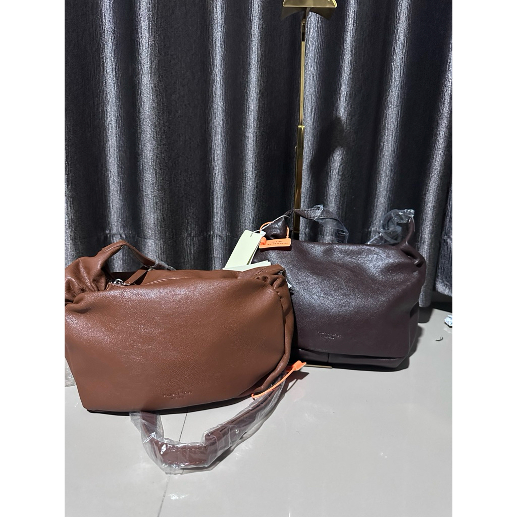 BUCKS AND LEATHER NEW