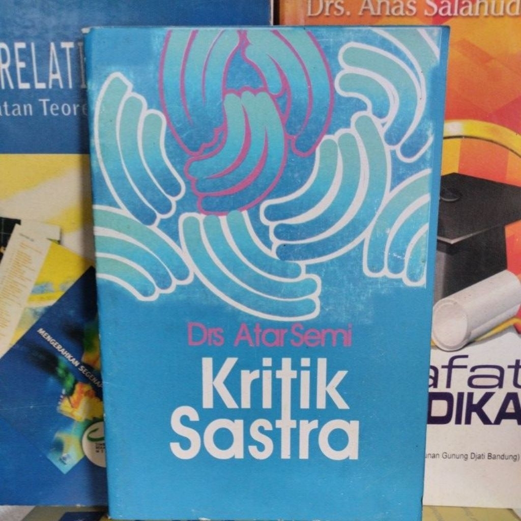 kritik sastra