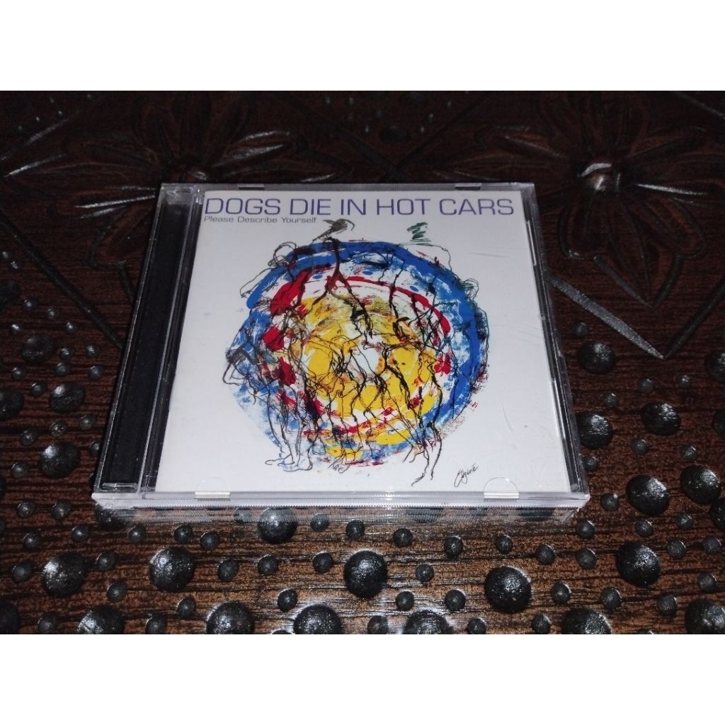 CD Indie Rock, Dogs Die In Hot Cars - Please Describe Yourself (Import)