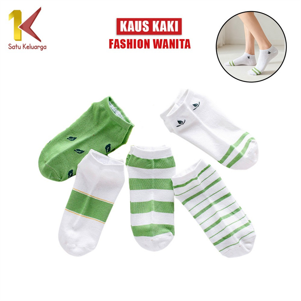 Satu Keluarga Kaos Kaki Semata Kaki Motif Daun P185 Green Leaf Ankle Sock Fashion Wanita Korea / Kau