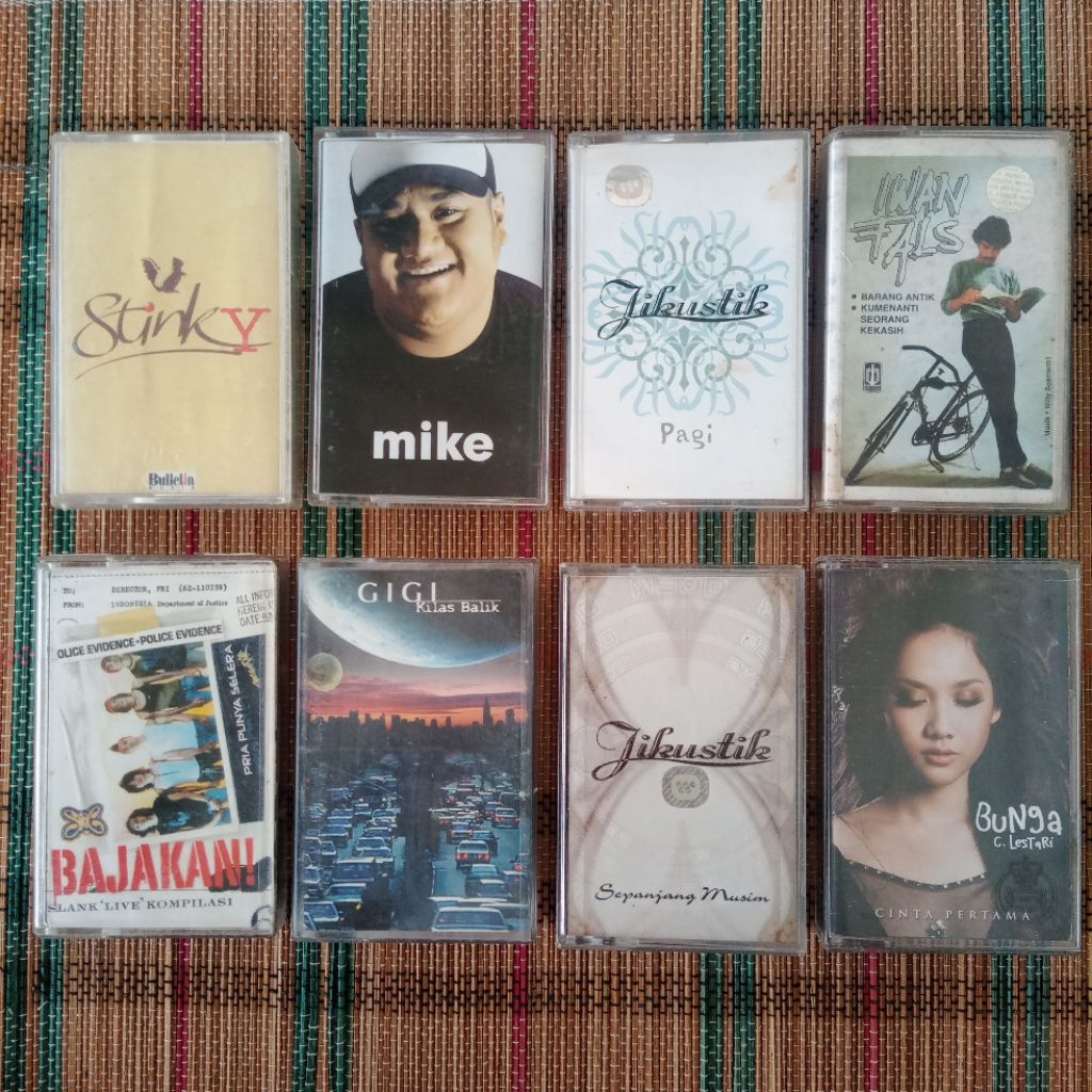 CASSETTE TAPE KASET PITA . SLANK . STINKY . MIKE . JIKUSTIK . IWAN FALS. GIGI. JIKUSTIK . BUNGA C L