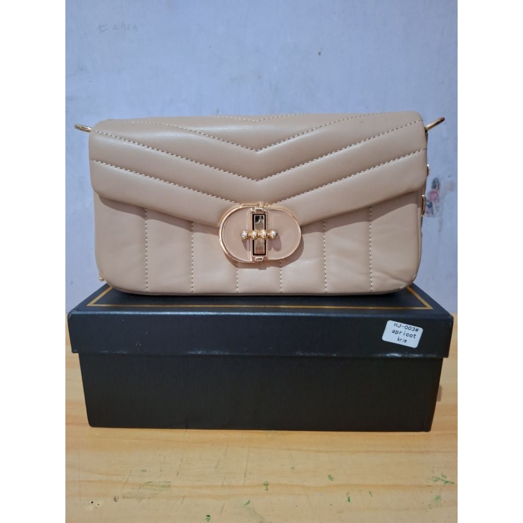 Tas Jims Honey Preloved