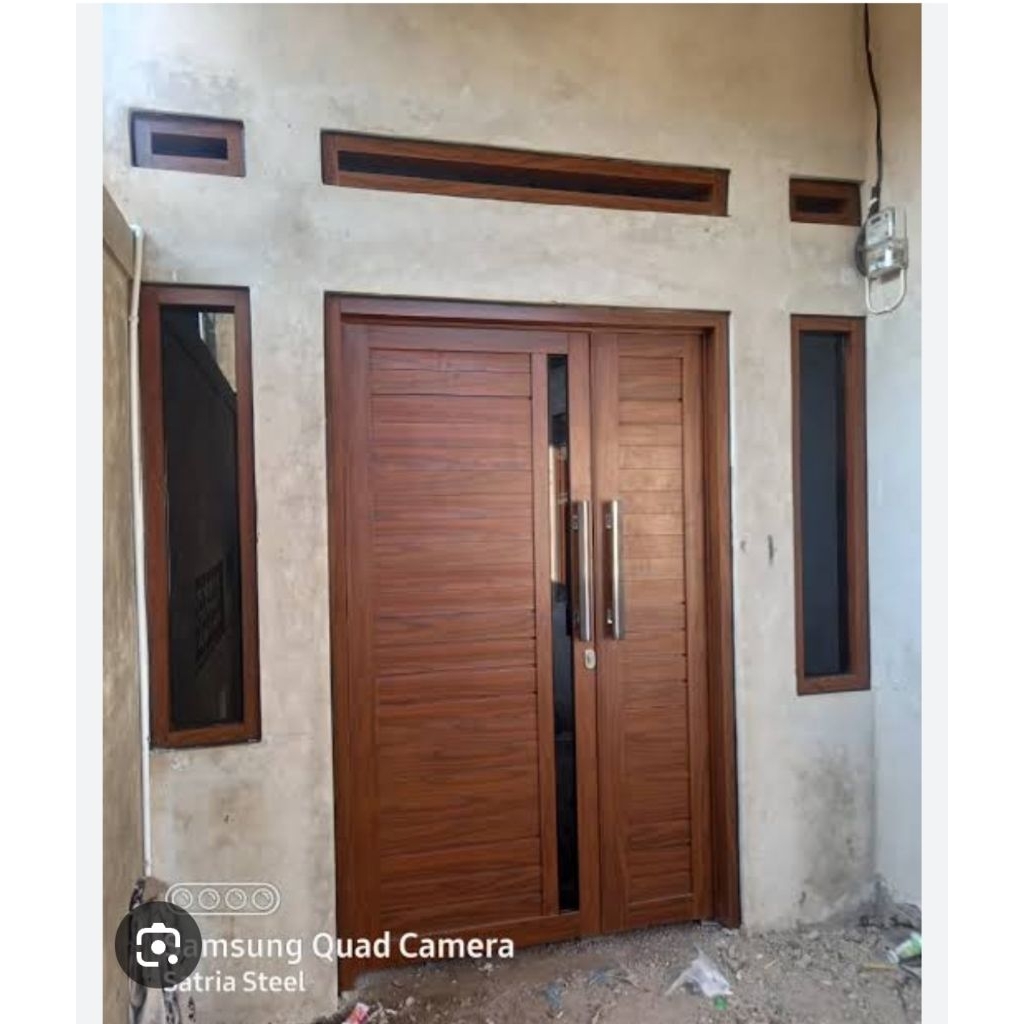 PINTU UTAMA SERAT KAYU+KUSEN ALUMINIUM 3 inchi T210xL120+DUA DAUN JENDELA T150xL50+LOSTER T20xL120+2