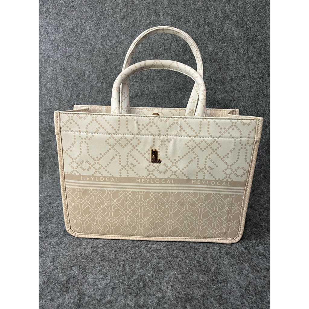 Heylocal Levaughn Totebag