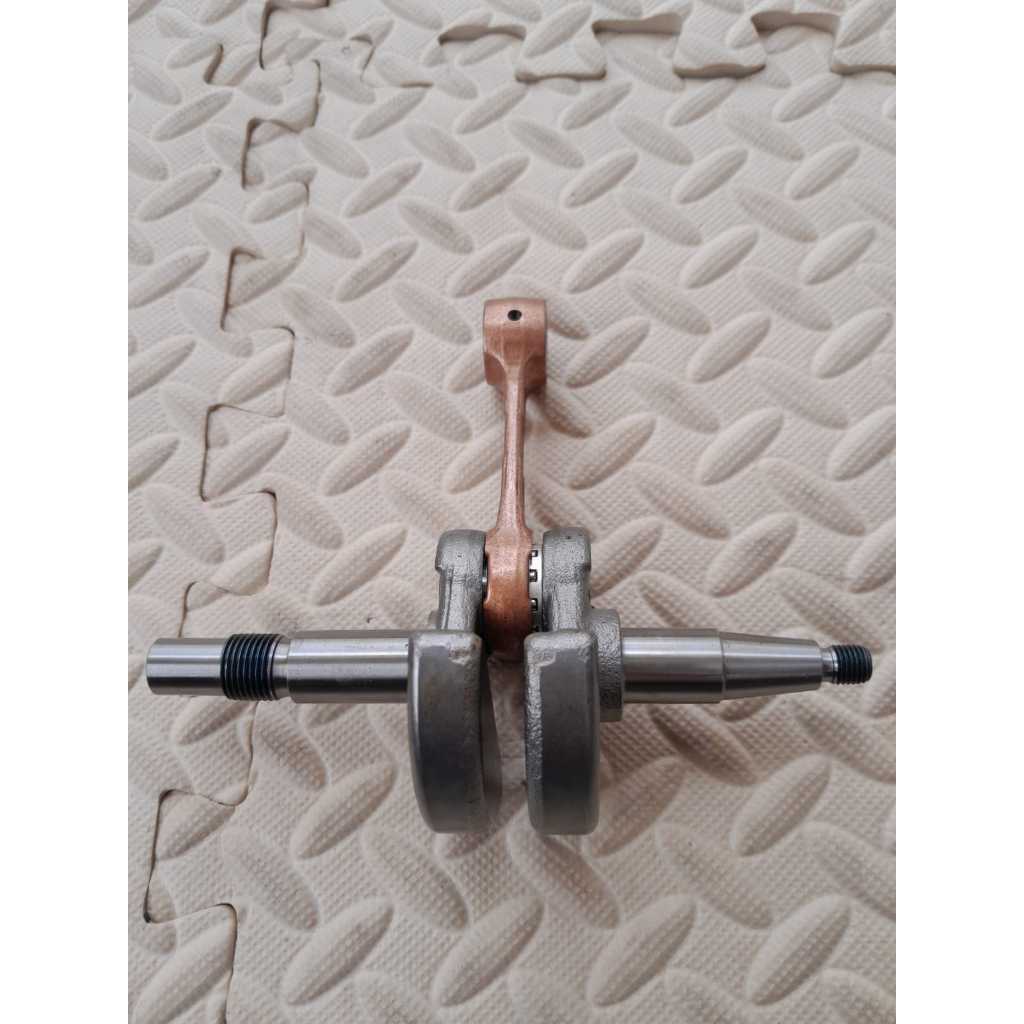 CS9000L Kruk As Senso Crankshaft Gergaji Mesin Maestro Asli