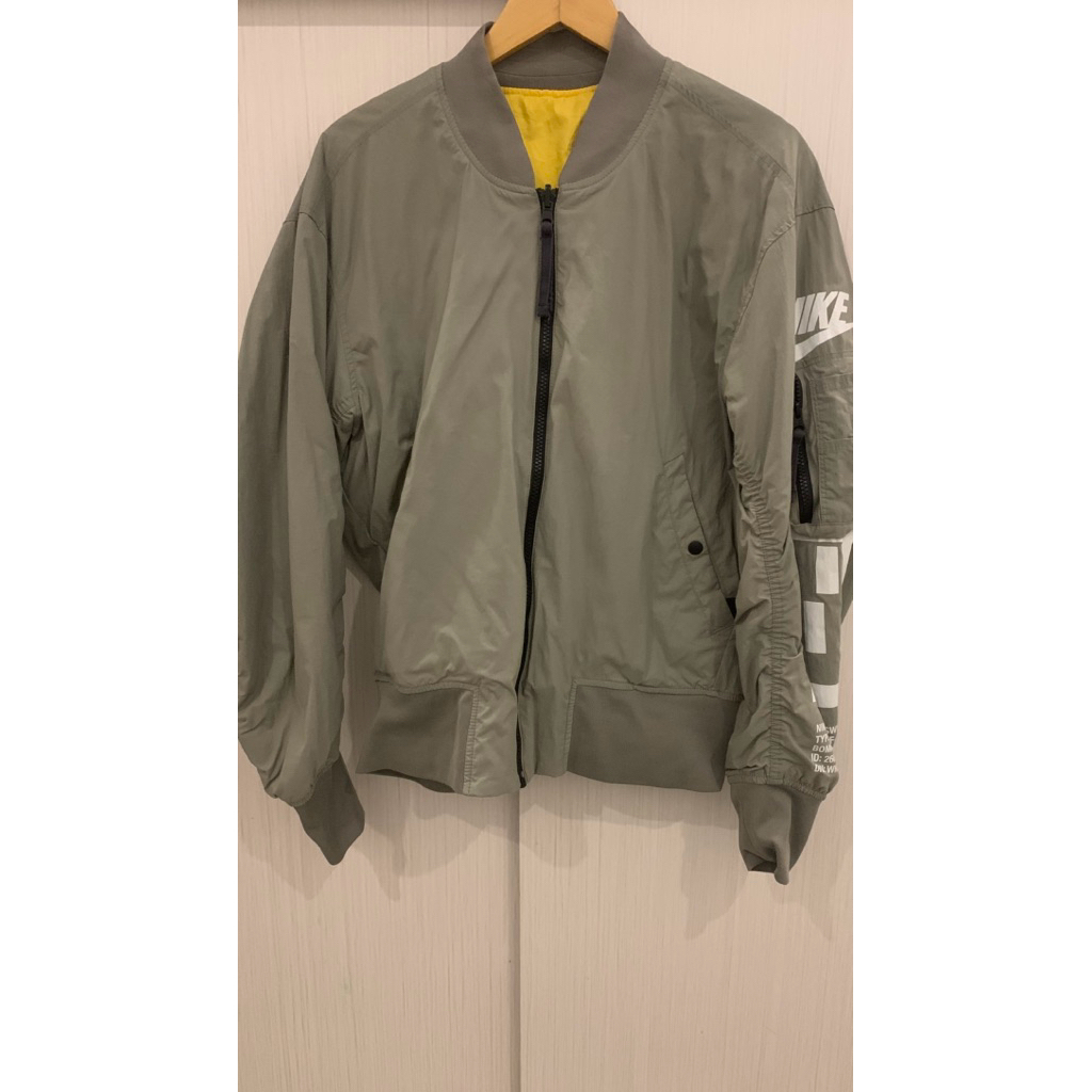 bomber nike air force 1 size s