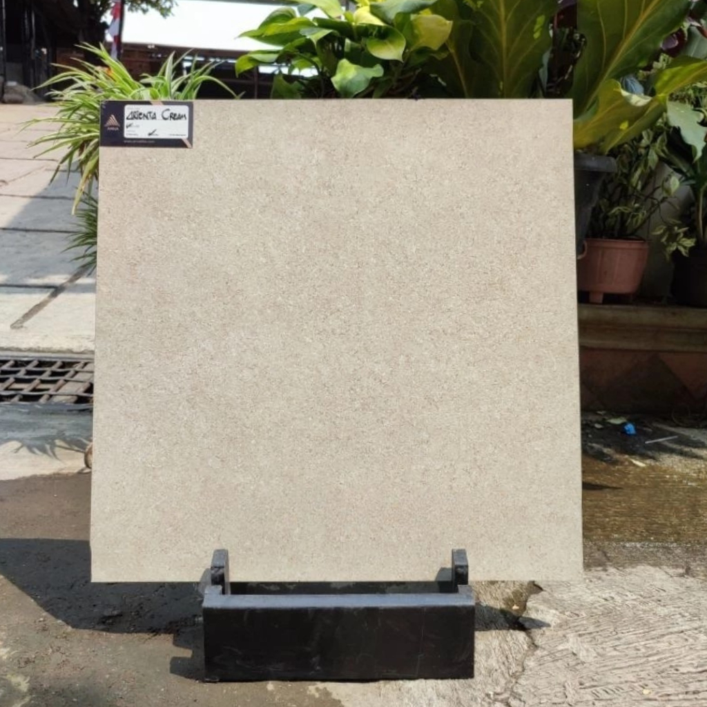 GRANITE LANTAI 60X60 ARIENTA Cream / MATT / ARNA