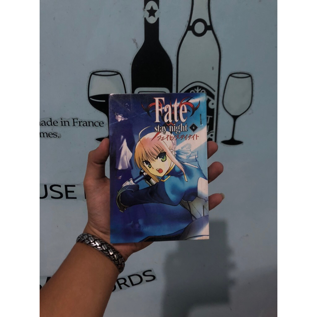 Komik Fate/Stay Night Vol 6-9 Set Only (Bekas/Preloved)