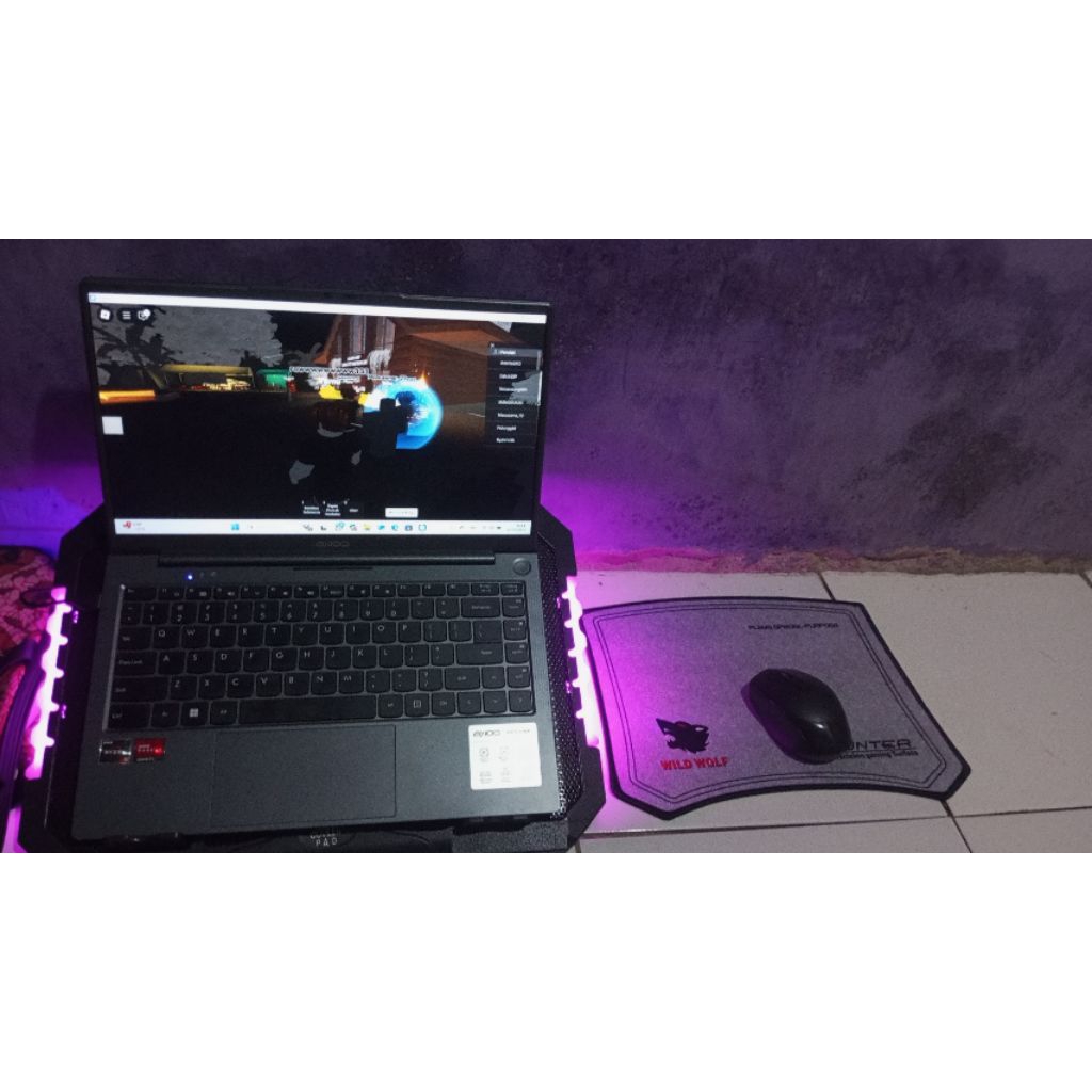 laptop  axio hype 5