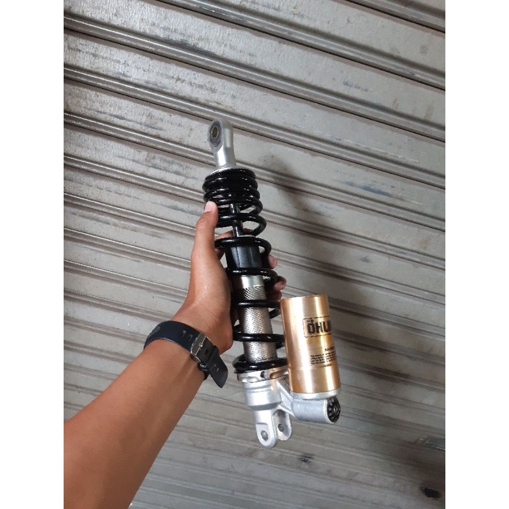 SHOCK OHLINS ORIGINAL MADE IN SWEDIA, MATIC 33 CM, PNP VARIO 125/150 CC