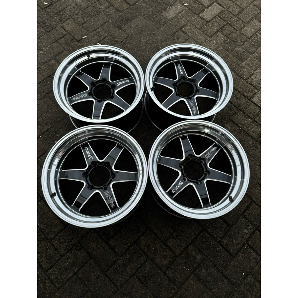 velg original lenso spek rare R18-9.5 et 5  pcd 6x139