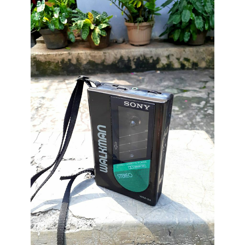 walkman sony wm24 bahan