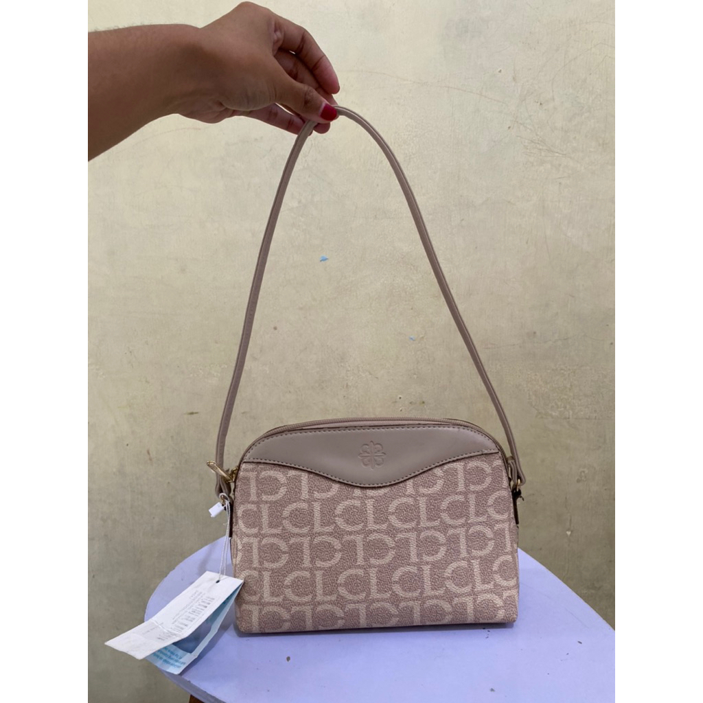 SHOULDER BAG LES CATINO PERNAH PAKAI