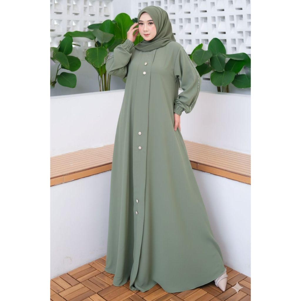 Zelia Dress – Gamis Muslimah Marina Silk Terbaru Anti UV Variasi Kancing Elegan Nyaman Dipakai