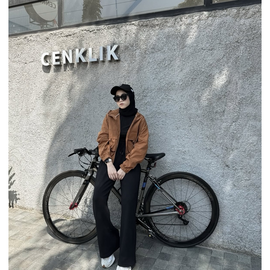 Lue Pocket Jacket by Oh Olla