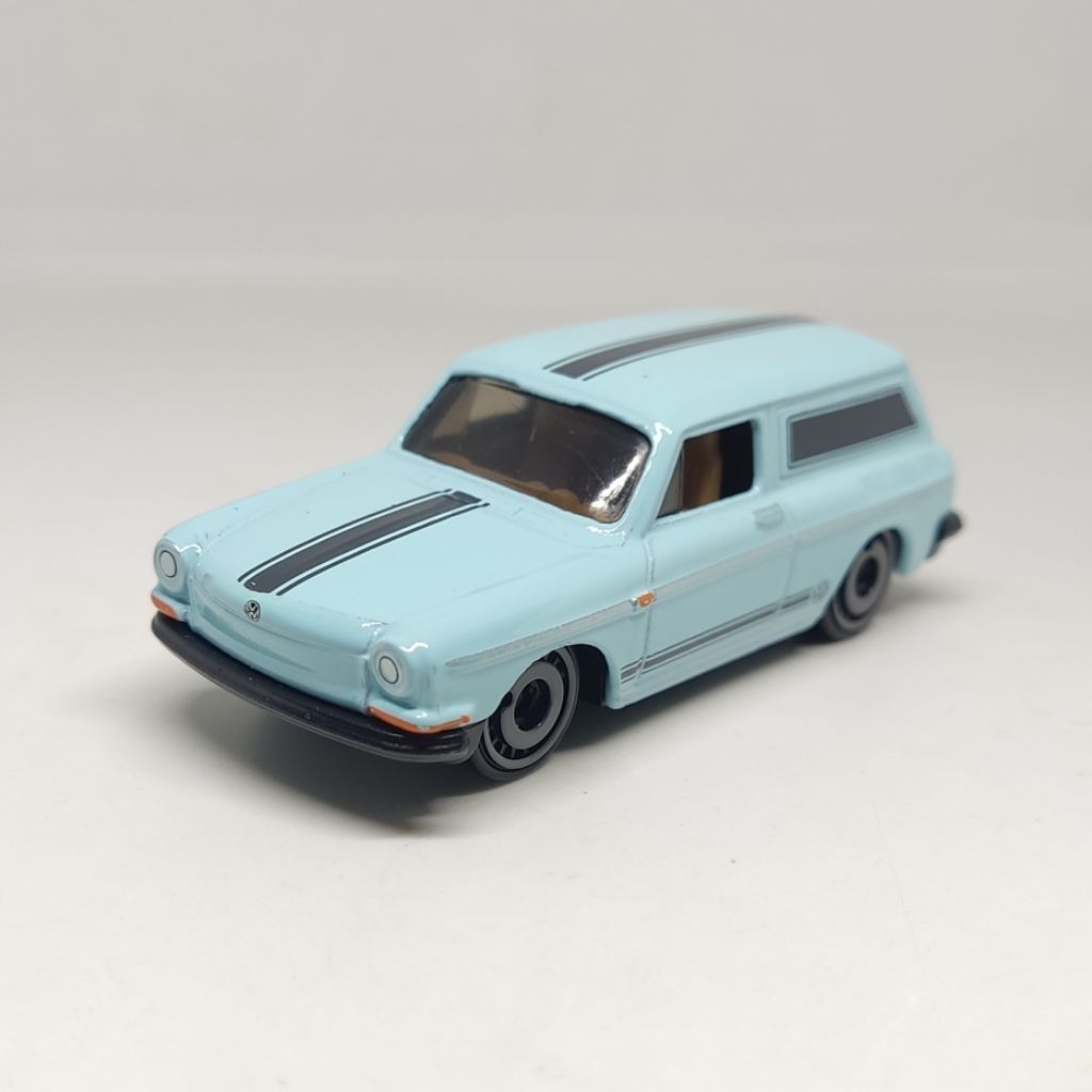 Hot Wheels Lose Volkswagen Series 2022 VW Squareback Tosca - HW SERIES