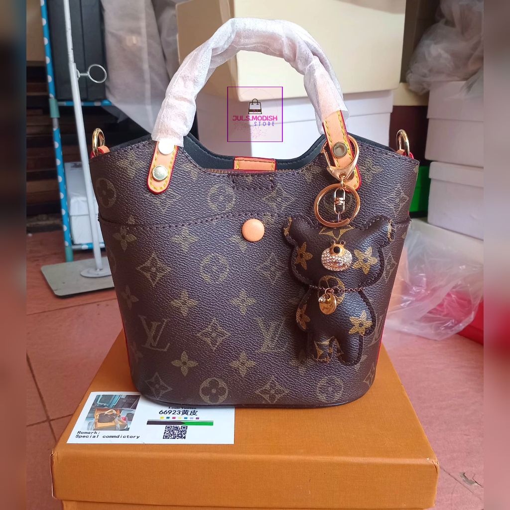 eLV0NG M0N0GRAM BUCKET VIP PREMIUM BAG