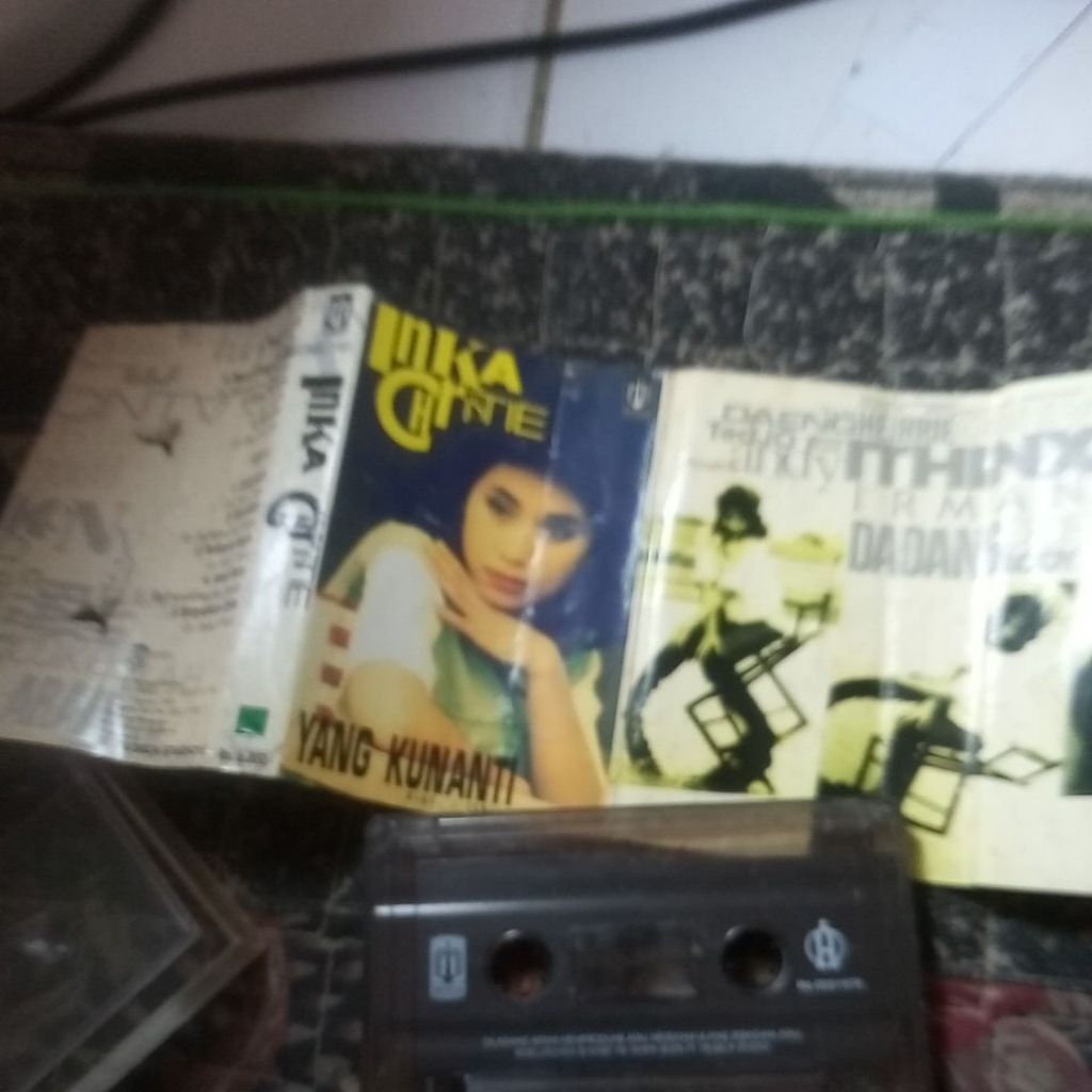 Inka christie  kaset pita yang kunanti