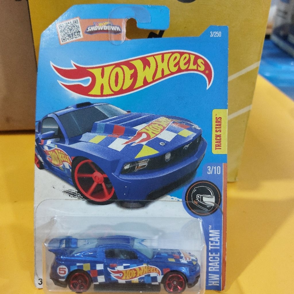 Hot Wheels Custom Ford Mustang Diecast